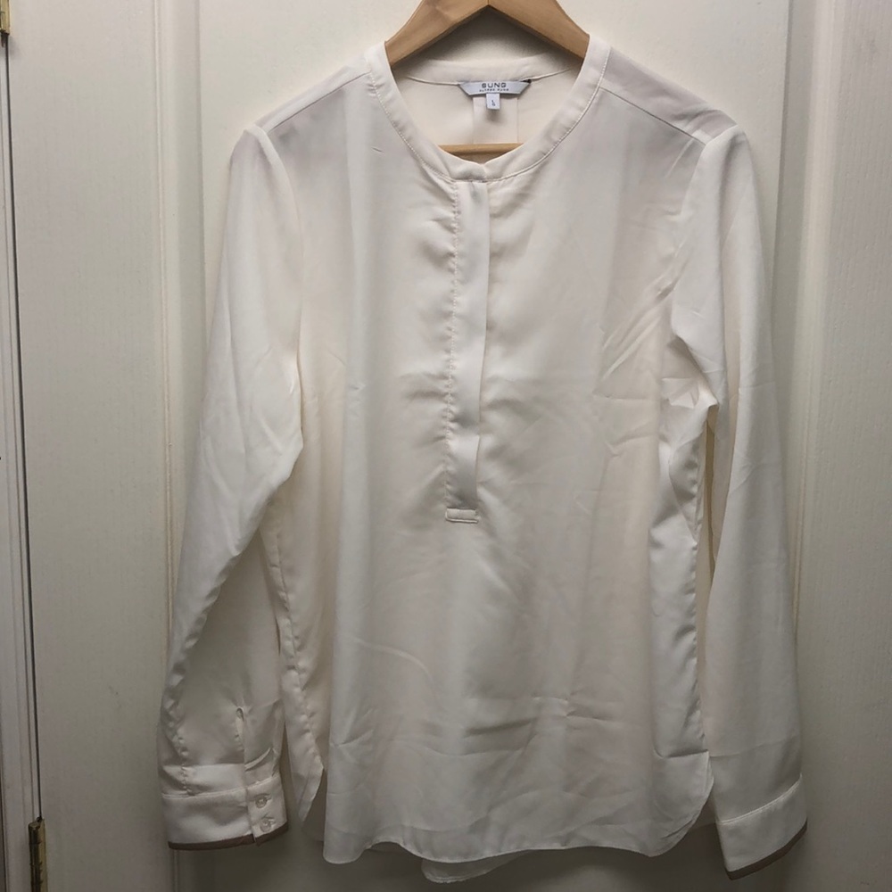 Alfred Sung white shirt quarter zipper